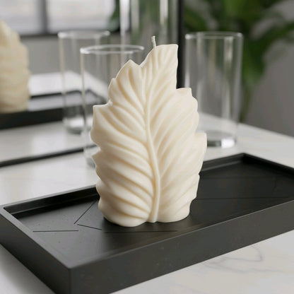 Ivory Leaf Elfenbeinblatt Elegante Standkerze