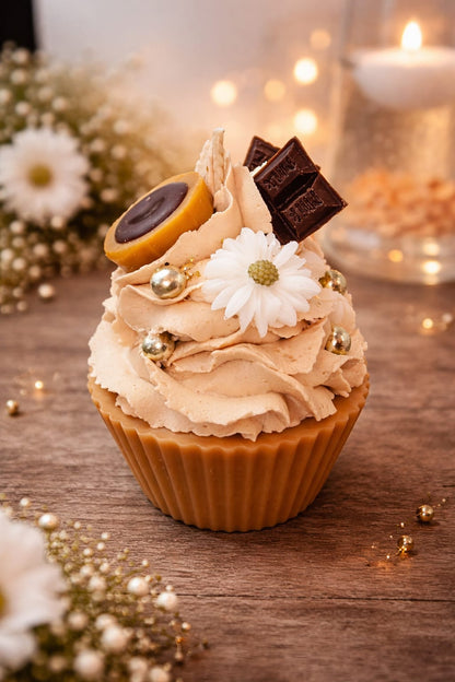 Golden Caramel Dream Cupcake